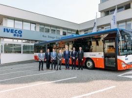 40 000 CROSSWAY_handover (1).jpg